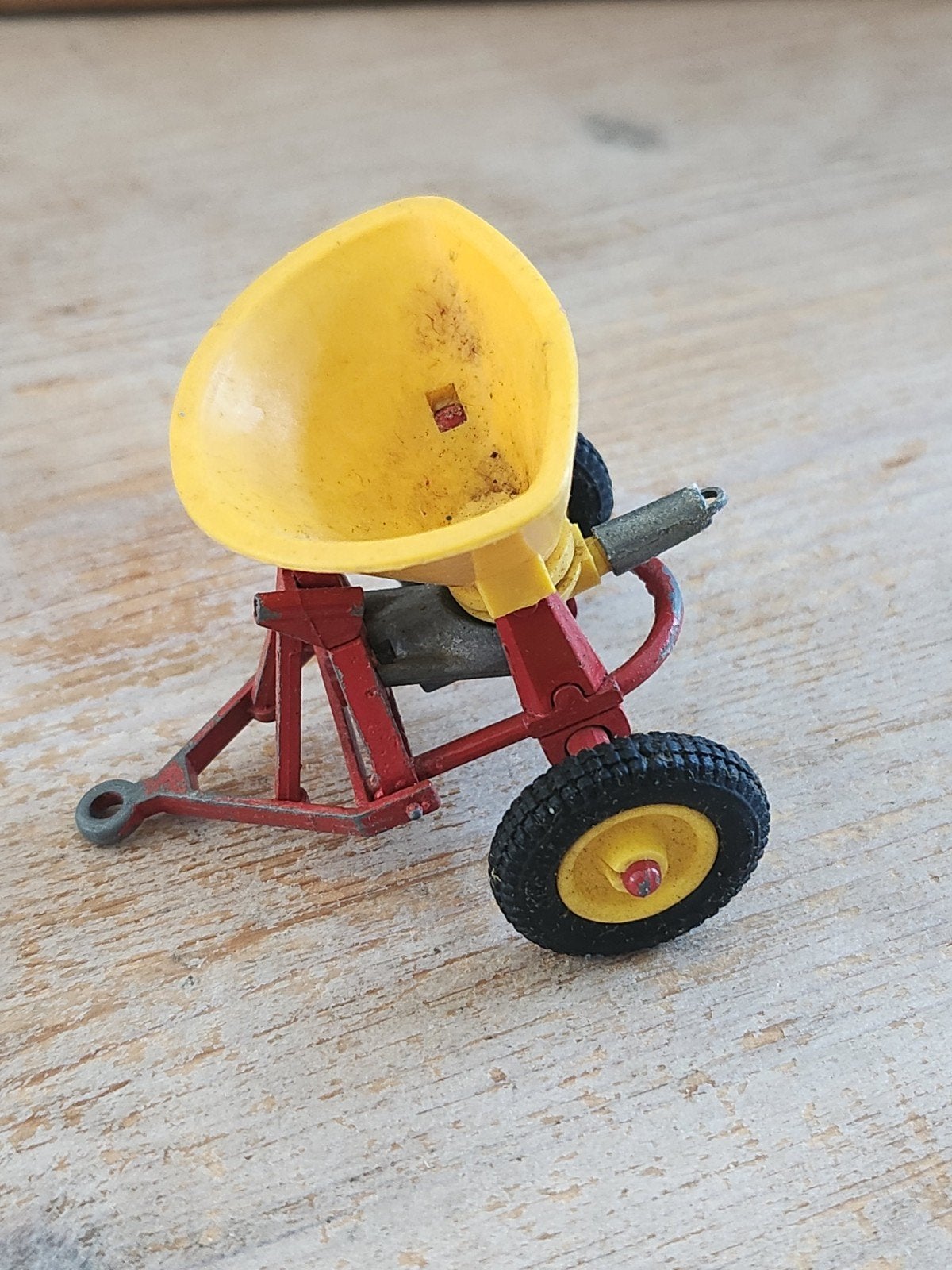 1968 Britains Vicon vari-spreader, Ophalen of Verzenden, Gebruikt, Tractor of Landbouw, Britains