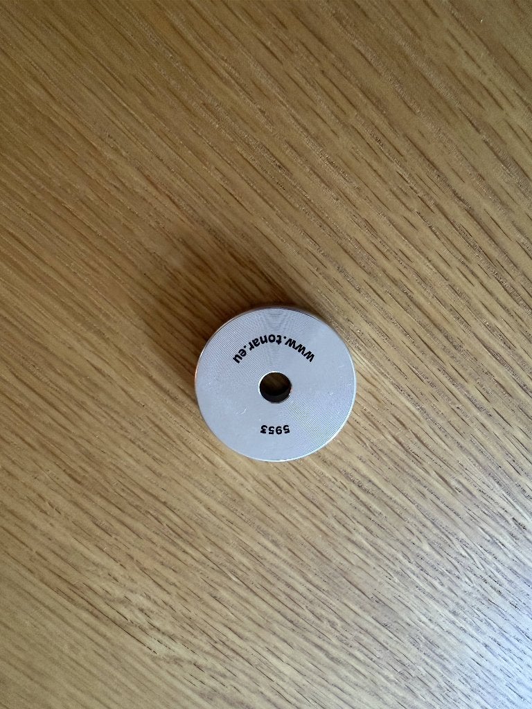 Tonar 45 toeren adapter aluminium, Ophalen of Verzenden, Zo goed als nieuw, Platenspeler-onderdeel, Overige merken