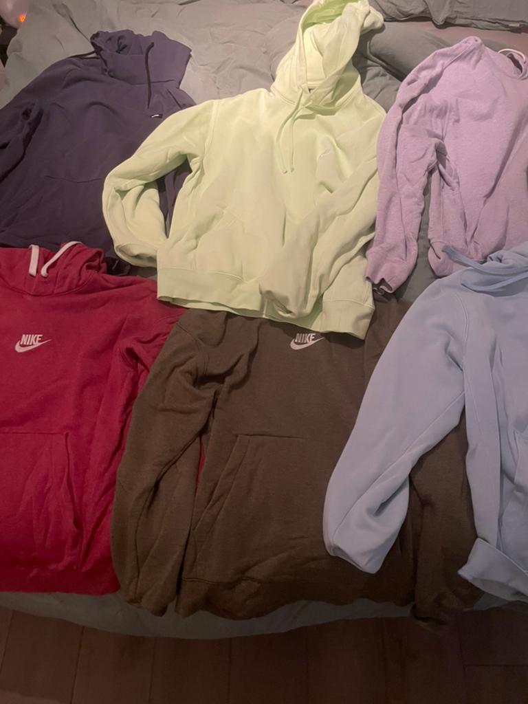 Nike Hoody (6 stuks), Kleding | Dames, Truien en Vesten, Ophalen of Verzenden, Zo goed als nieuw, Groen