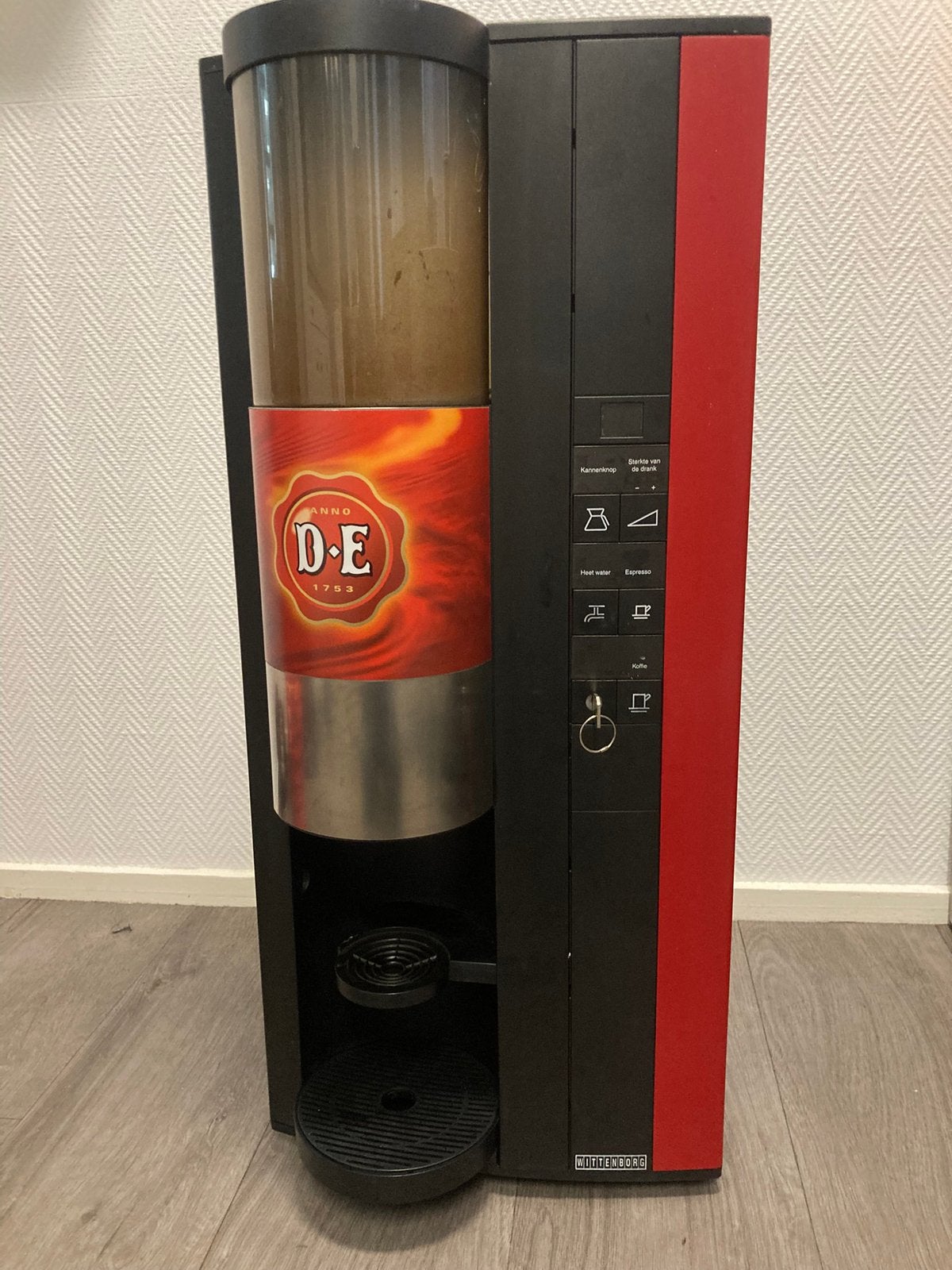 Douwe Egberts  koffiemachine, Ophalen, Zo goed als nieuw