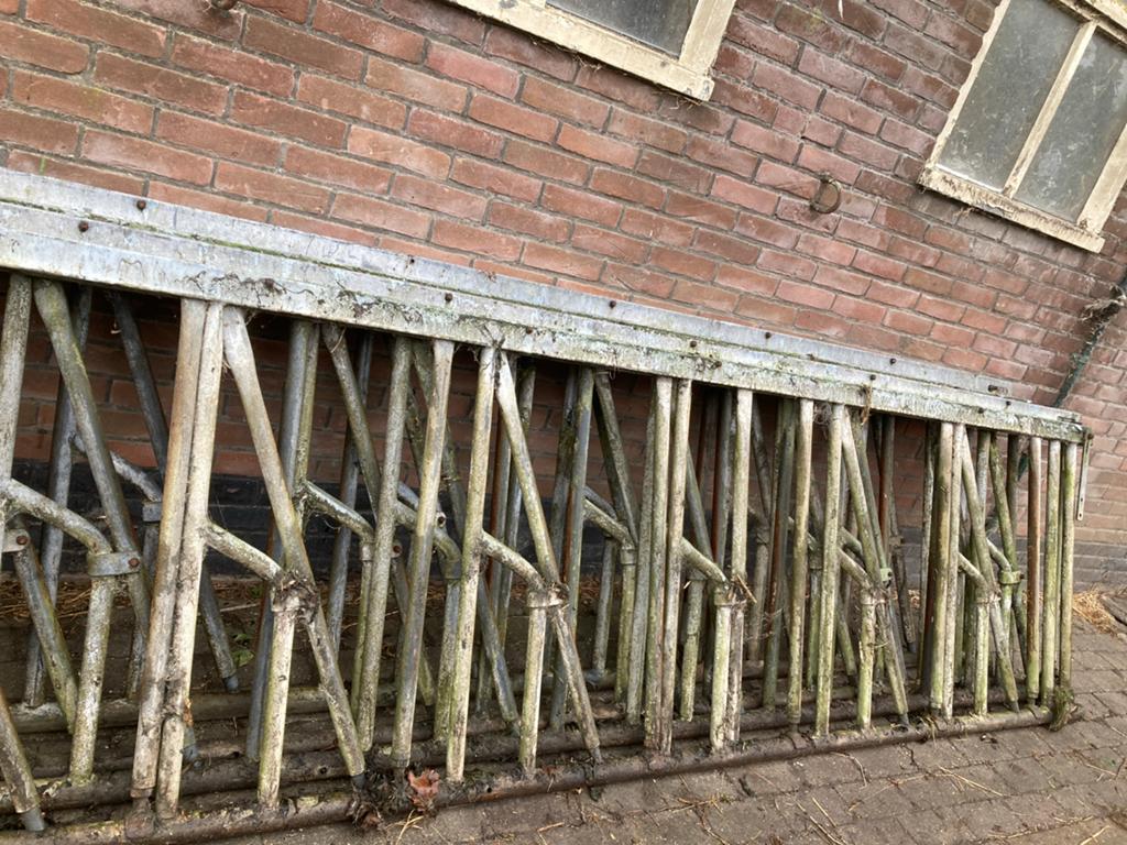 Voerhek voor vee