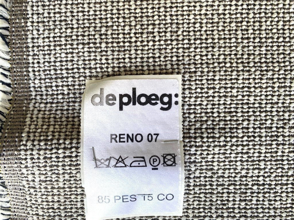 De Ploeg Reno 07 wit/zwart/zilver 5,6 mtr meubelstof NU 169€, Hobby en Vrije tijd, Stoffen en Lappen, Meerkleurig, 120 cm of meer