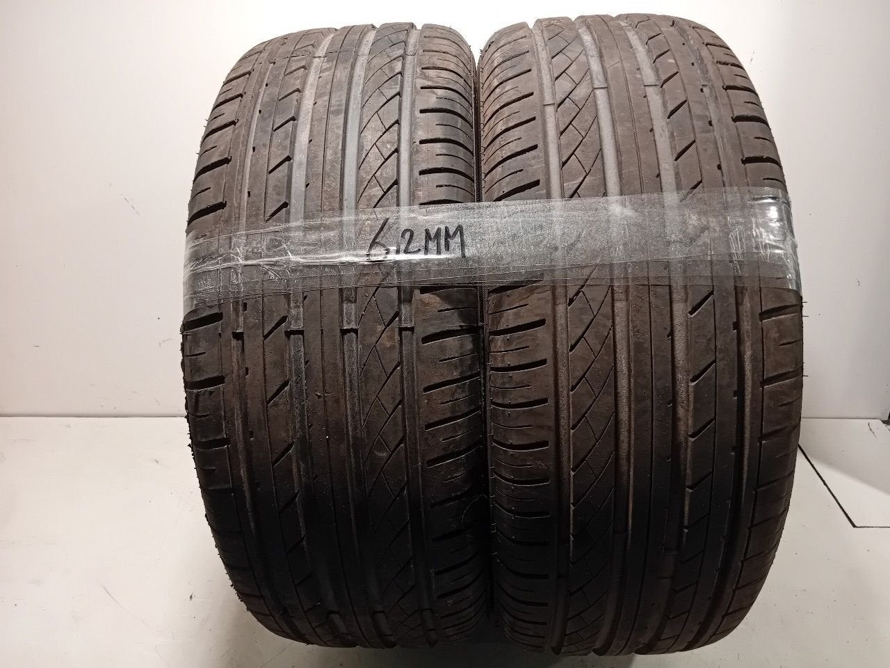 Bandenset 2 stuks Zomer 225 55 R17, Onderdelen@venauto.nl, Van der Ven Autorecycling B.V., Gebruikt, Ettenseweg 76, 4706 PB Roosendaal, The Netherlands