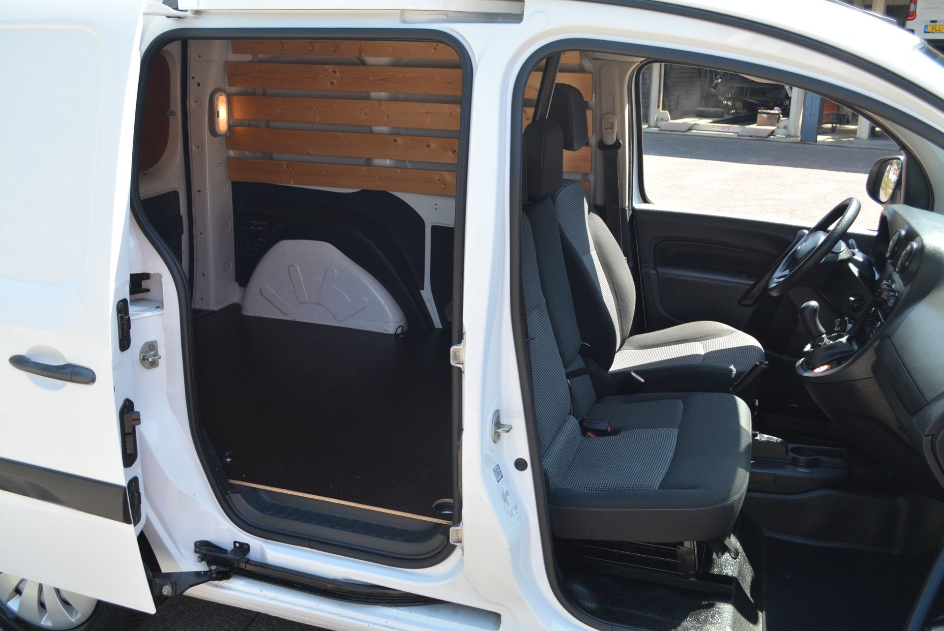 Mercedes-Benz Citan 108 CDI BlueEFFICIENCY Business Professi, Voorwielaandrijving, Stof, Gebruikt, 4 cilinders