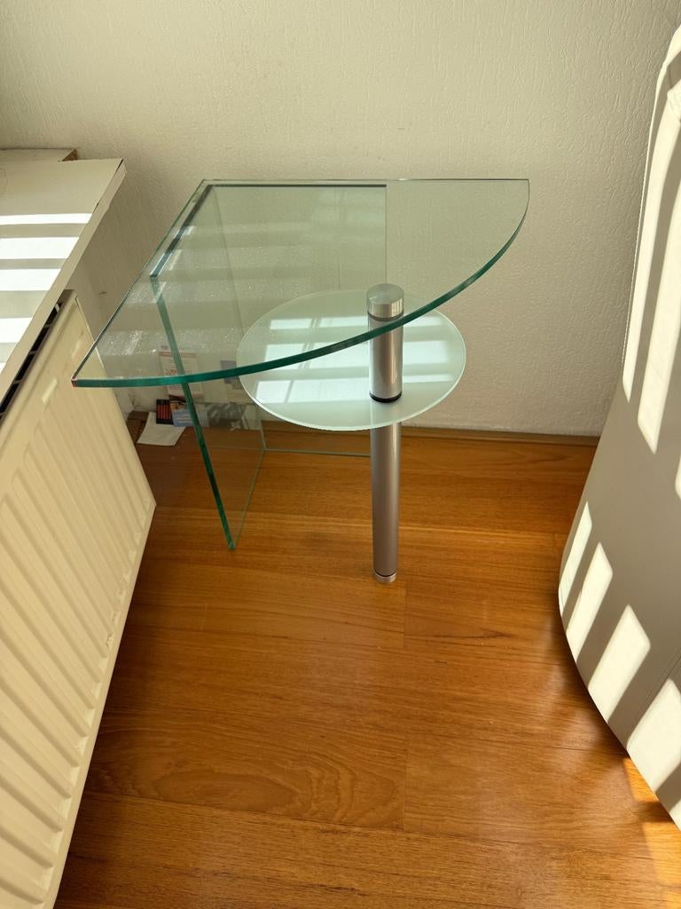 2 Glazen bijzettafels - Modern design, Huis en Inrichting, Tafels | Bijzettafels, Ophalen, Minder dan 45 cm, Minder dan 55 cm
