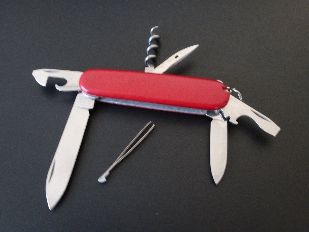 Zakmes Victorinox Switzerland - model "Officier Suisse, Verzenden, Gebruikt