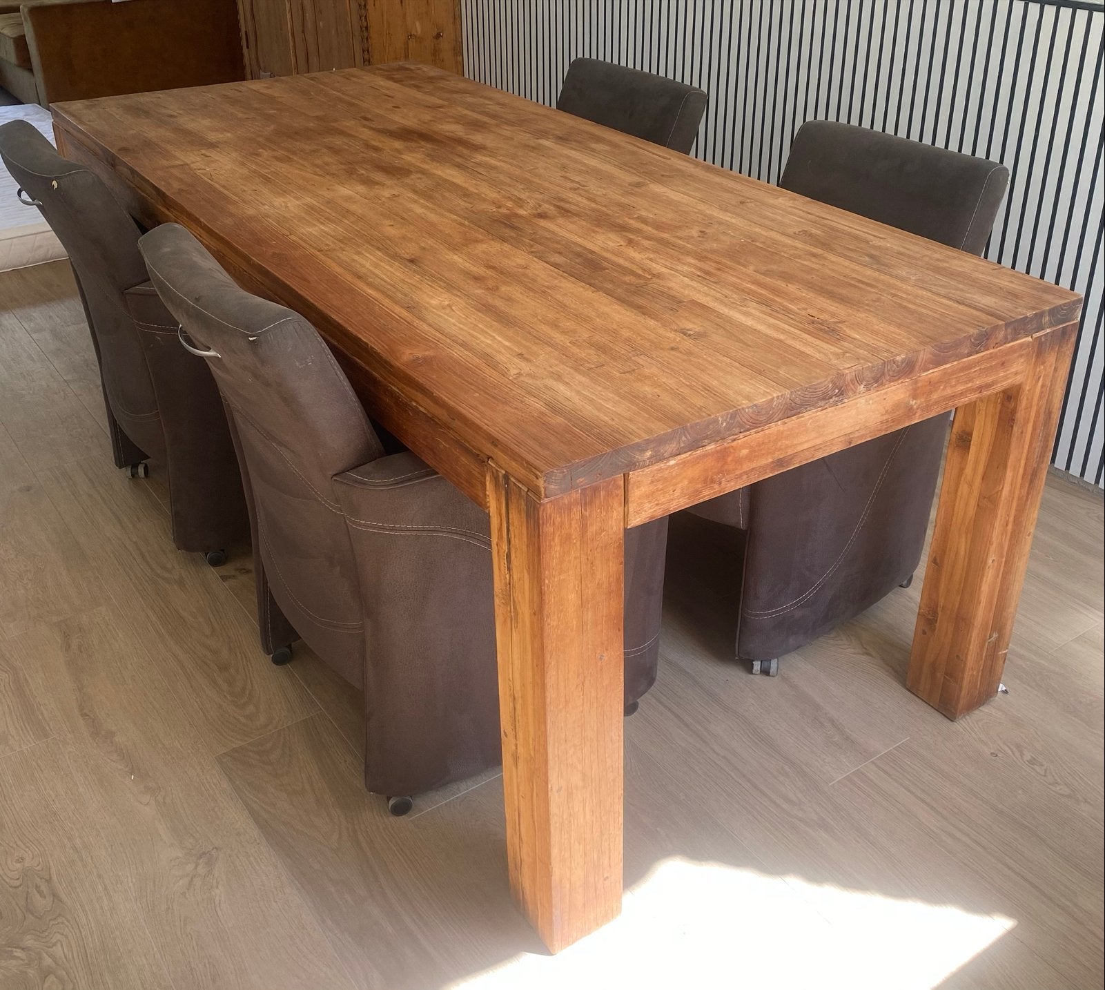 Robuuste houten eettafel - Teakhout, Huis en Inrichting, Tafels | Eettafels, Ophalen, Gebruikt, 100 tot 150 cm, Teakhout
