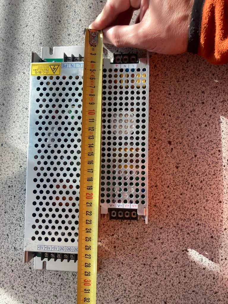 5 volt voedingen te koop, Hobby en Vrije tijd, Elektronica-componenten, Ophalen of Verzenden, Gebruikt