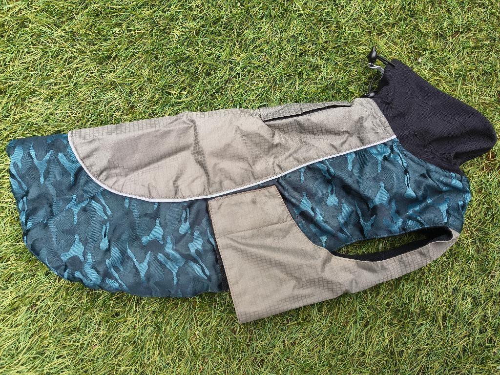 Stoer waterafstotend hondendekje – camouflage, Ophalen of Verzenden, Nieuw