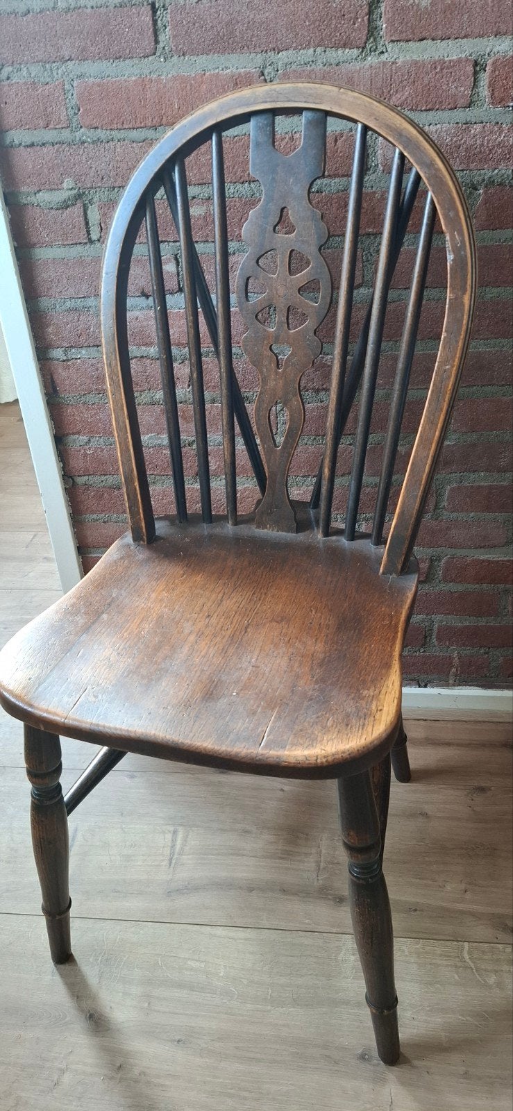 Antieke Windsor stoel (4x) met spijlen en gesneden rugleunin, Antiek en Kunst, Ophalen