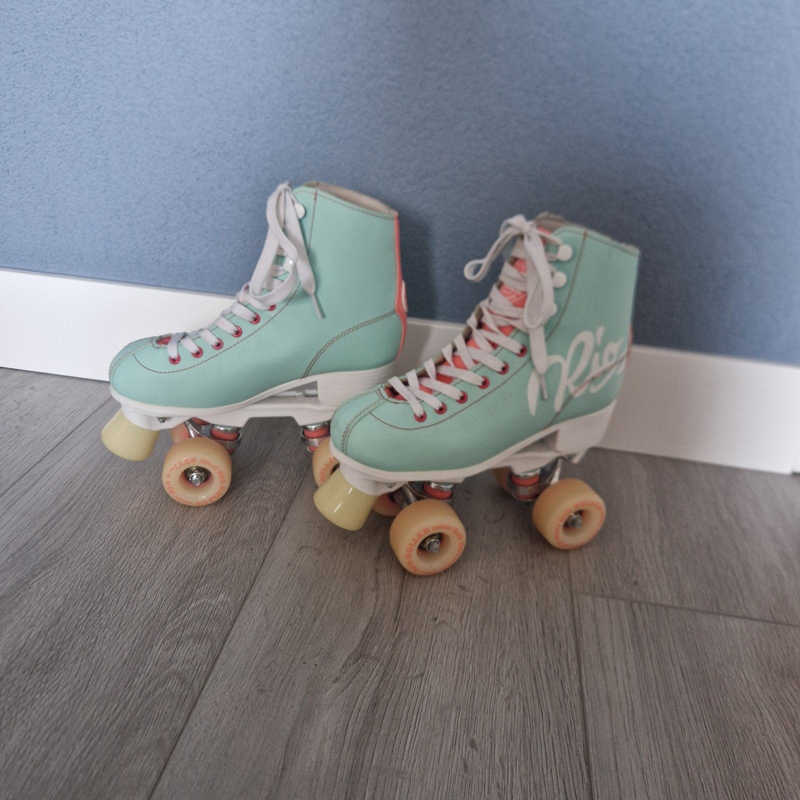 Rio Roller Fashion Skates - Zo goed als nieuw, Ophalen of Verzenden, Zo goed als nieuw, Dames