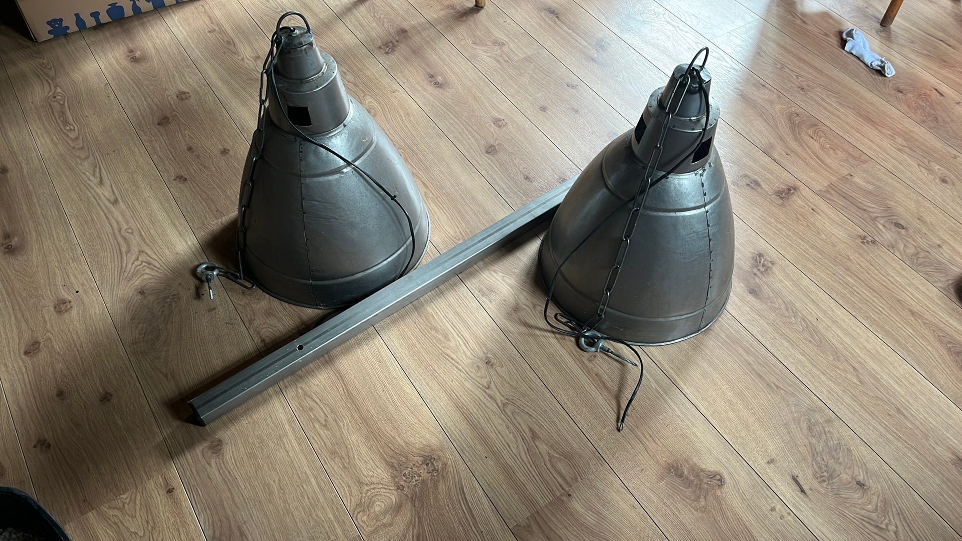 Hanglampen industriëel, Ophalen, Zo goed als nieuw