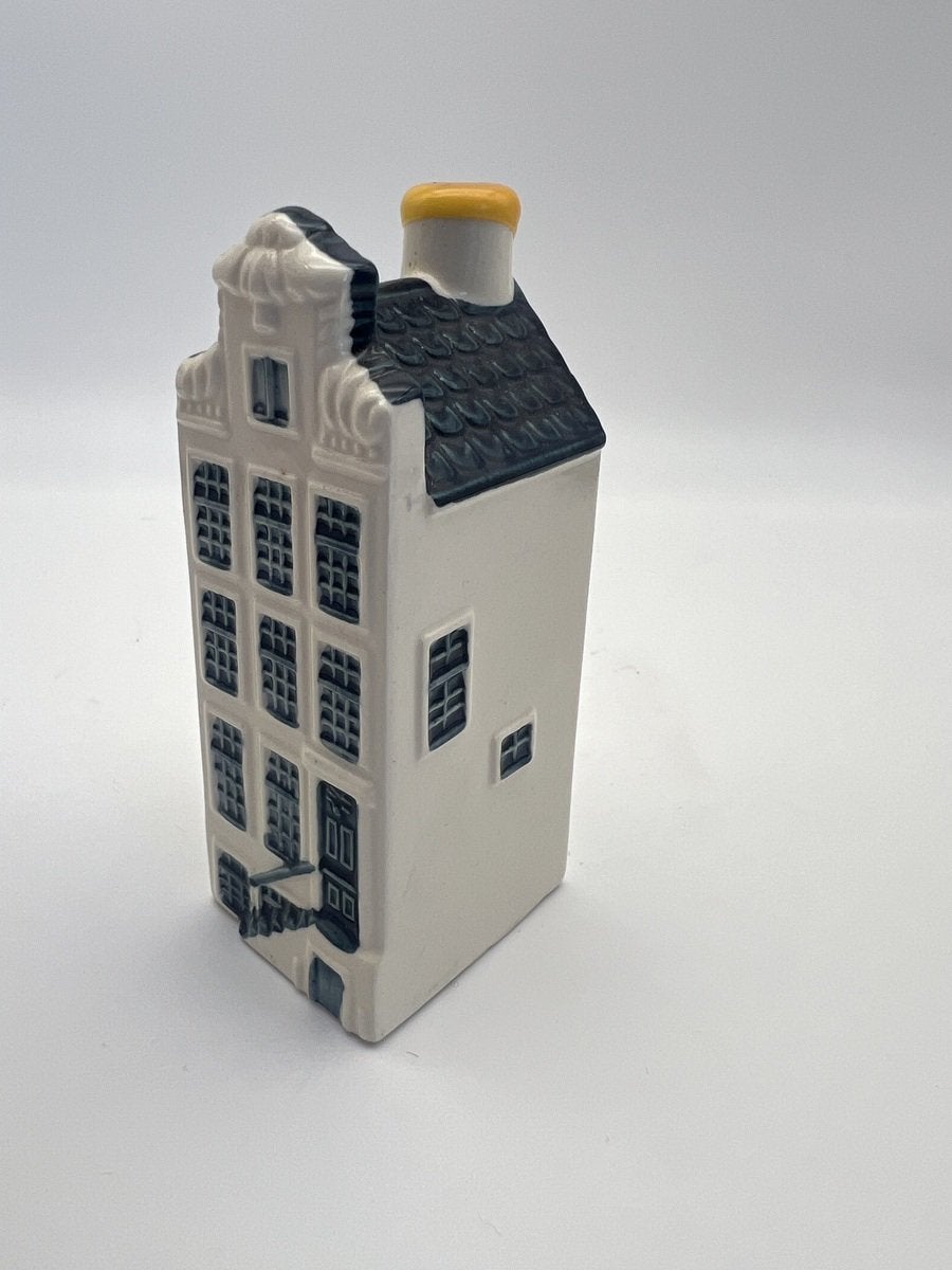 Kavel 17 - KLM-huisje 46. Begijnhof 27 Amsterdam, Verzamelen, KLM Huisjes, Ophalen, Zo goed als nieuw