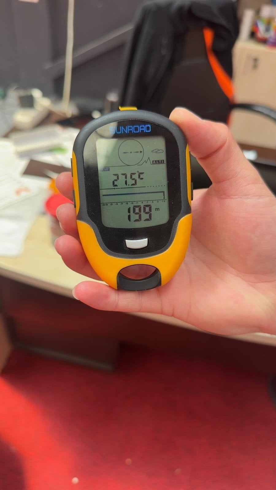 SUNROAD Weerstation met Altimeter en Temperatuurmeter, Ophalen of Verzenden, Zo goed als nieuw, Weerstation