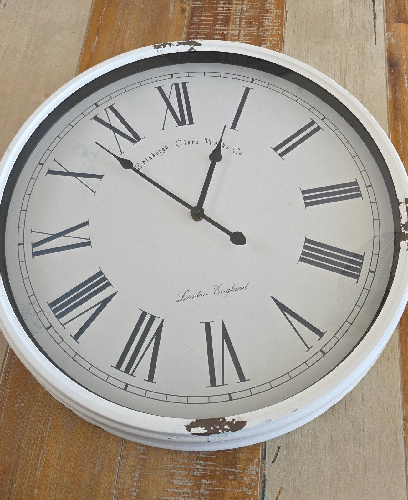 Grote Witte Wandklok met Romeinse Cijfers - Vintage Stijl, Antiek en Kunst, Ophalen