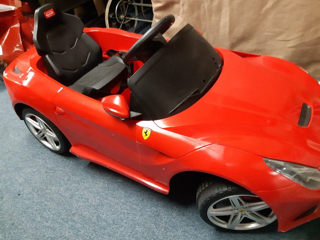 Ferrari speelgoedauto, Ophalen, Zo goed als nieuw