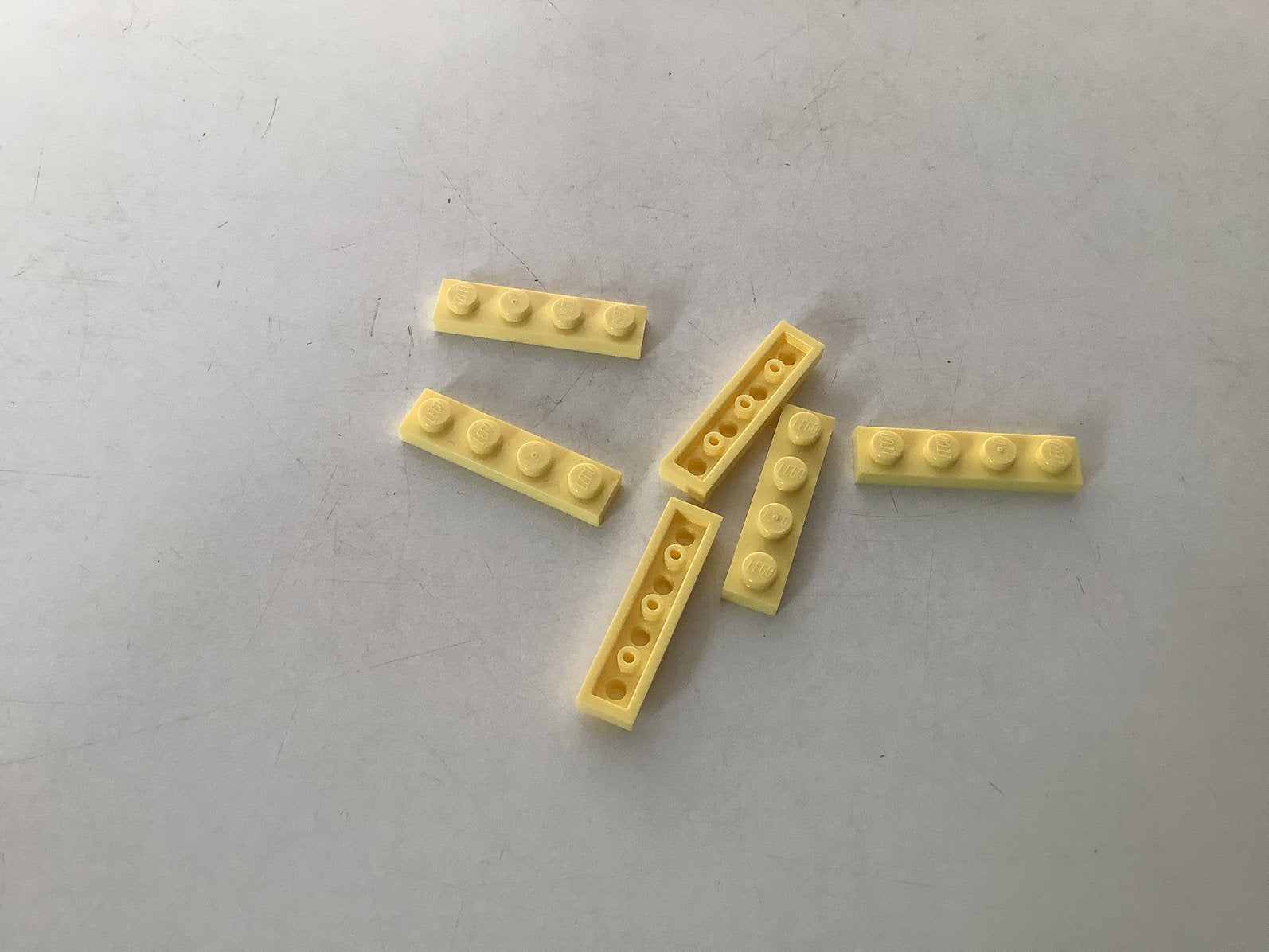 Lego plaat 1x4 licht geel, Ophalen of Verzenden, Gebruikt, Losse stenen, Lego