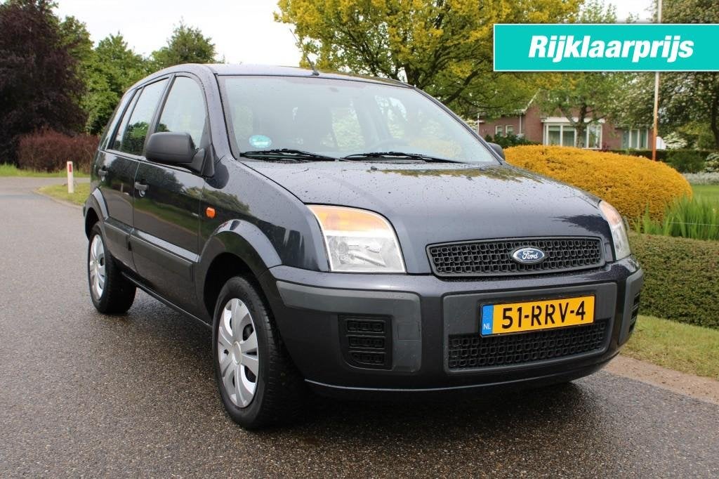 Ford FUSION 1.4-16V Comfort 80pk. Airco/Radio/Aux/APK/5-drs, Auto's, Ford, Voorwielaandrijving, 15 km/l, Gebruikt, Huisgarantie