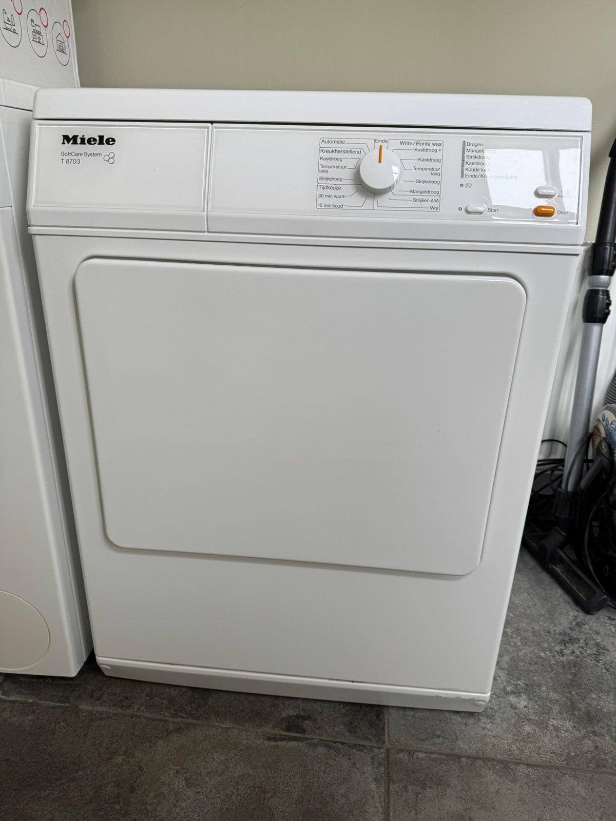 Miele afvoerdroger T8703, Ophalen, 6 tot 8 kg, Gebruikt, Luchtafvoer