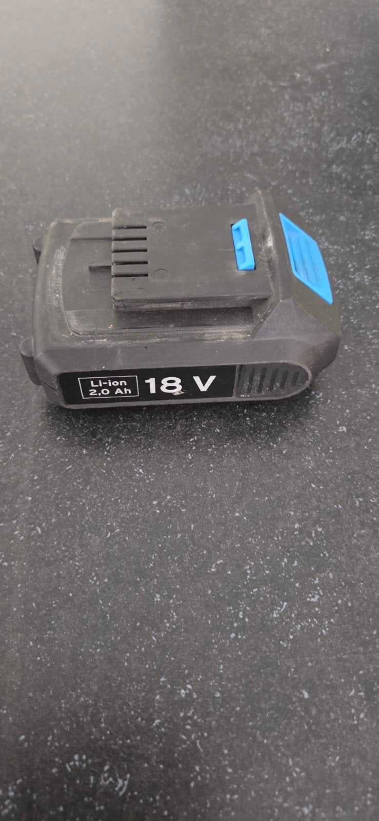 Li-ion Accu 18V 2.0 Ah, Doe-het-zelf en Verbouw, Ophalen of Verzenden, Zo goed als nieuw