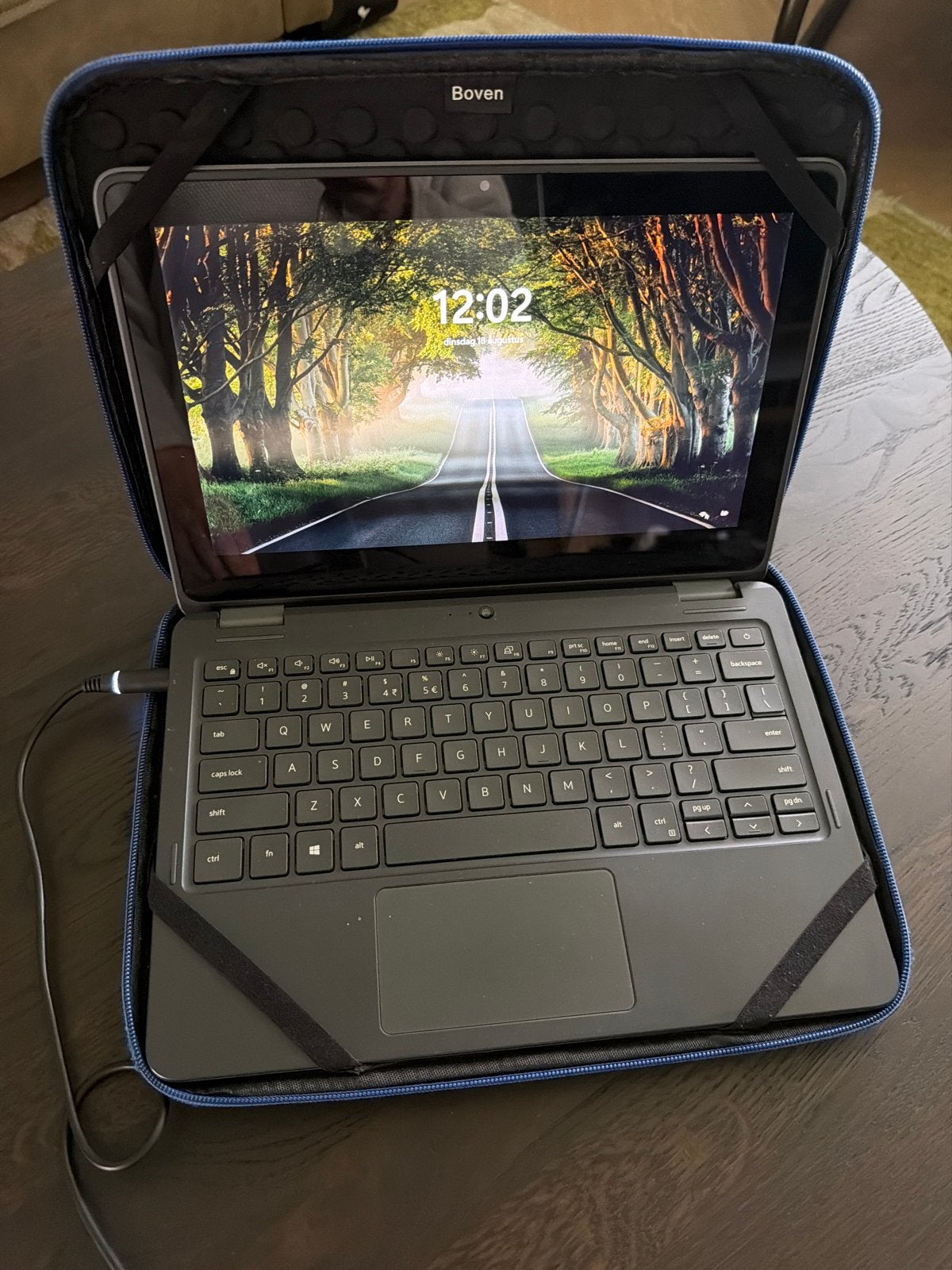 Dell Latitude 3120 Chromebook - Zo goed als nieuw, Computers en Software, Windows Laptops, Qwerty, 11 inch, Met touchscreen, Ophalen of Verzenden
