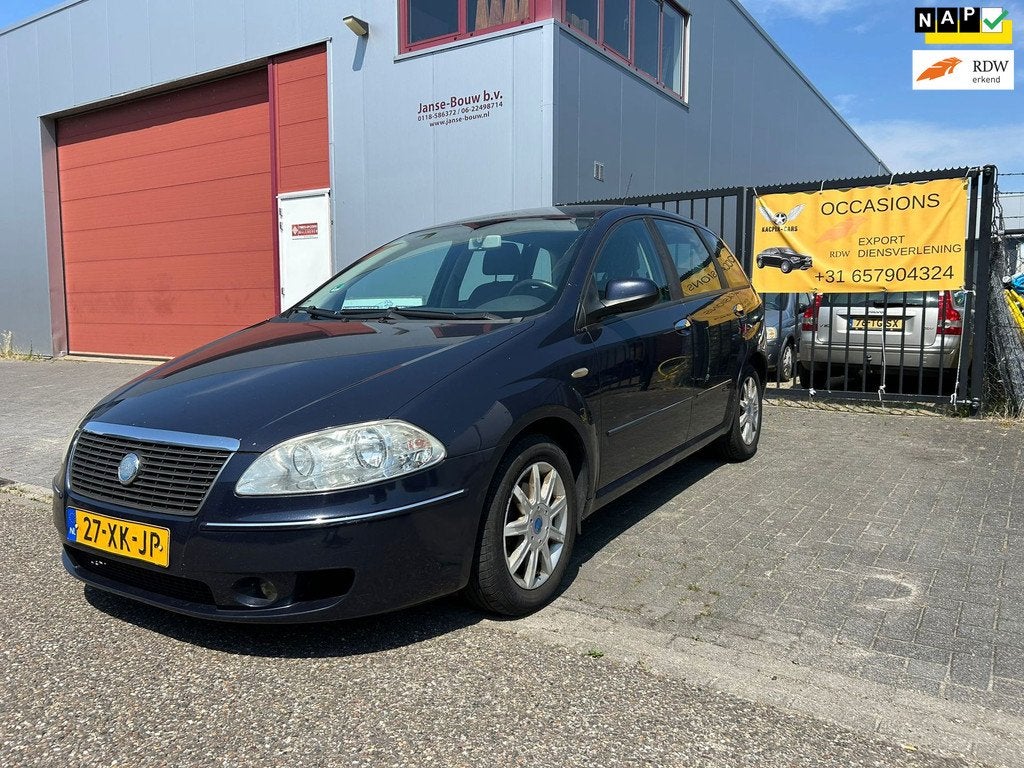 Fiat Croma 2.2-16V Dynamic TOP AUTO/Airco/Cruise/Alarm, Stof, Gebruikt, 4 cilinders, 700 kg