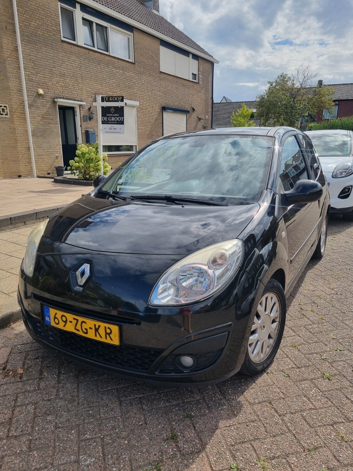 Renault Twingo 1.2 16V 2008 Zwart, Auto's, Renault, Voorwielaandrijving, Twingo, 31 €/maand, 4 cilinders