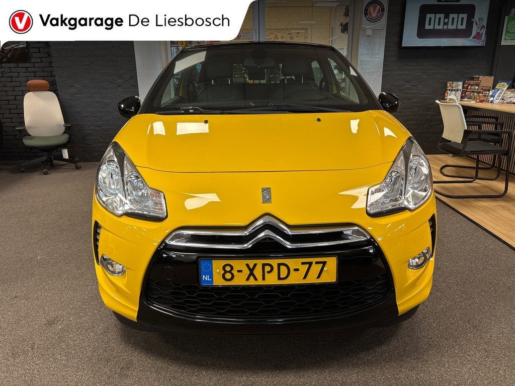 Citroen DS3 1.2 VTi So Chic/leer/navi/stoel verwarming/clima, Voorwielaandrijving, Euro 5, Gebruikt, 1199 cc