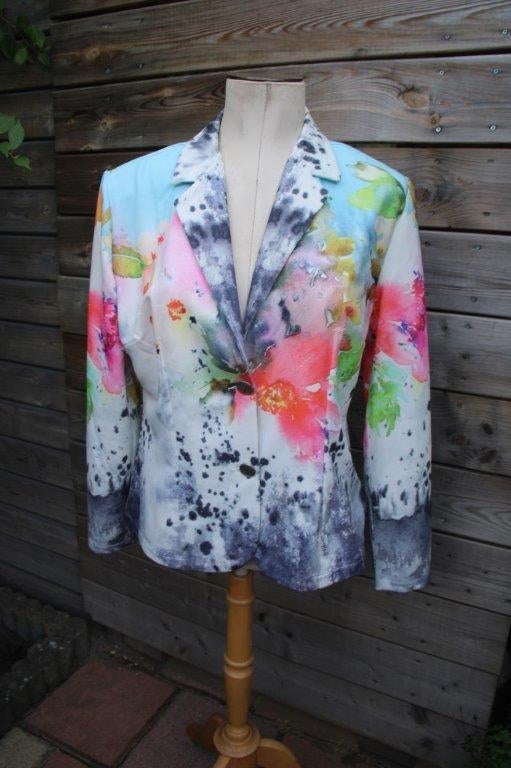 Jasje blauw/ roze/ geel Missy mt XL Vaste prijs, Maat 46/48 (XL) of groter, Missy, Zo goed als nieuw, Jasje