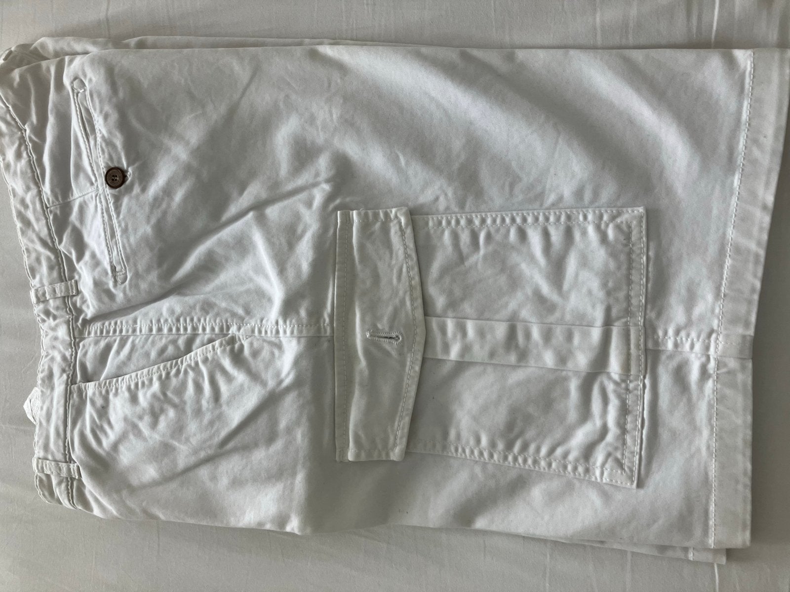 Sportieve witte heren korte broek met veel zakken - Tony Mon, Kleding | Heren, Broeken en Pantalons, Gedragen, Overige maten, Wit