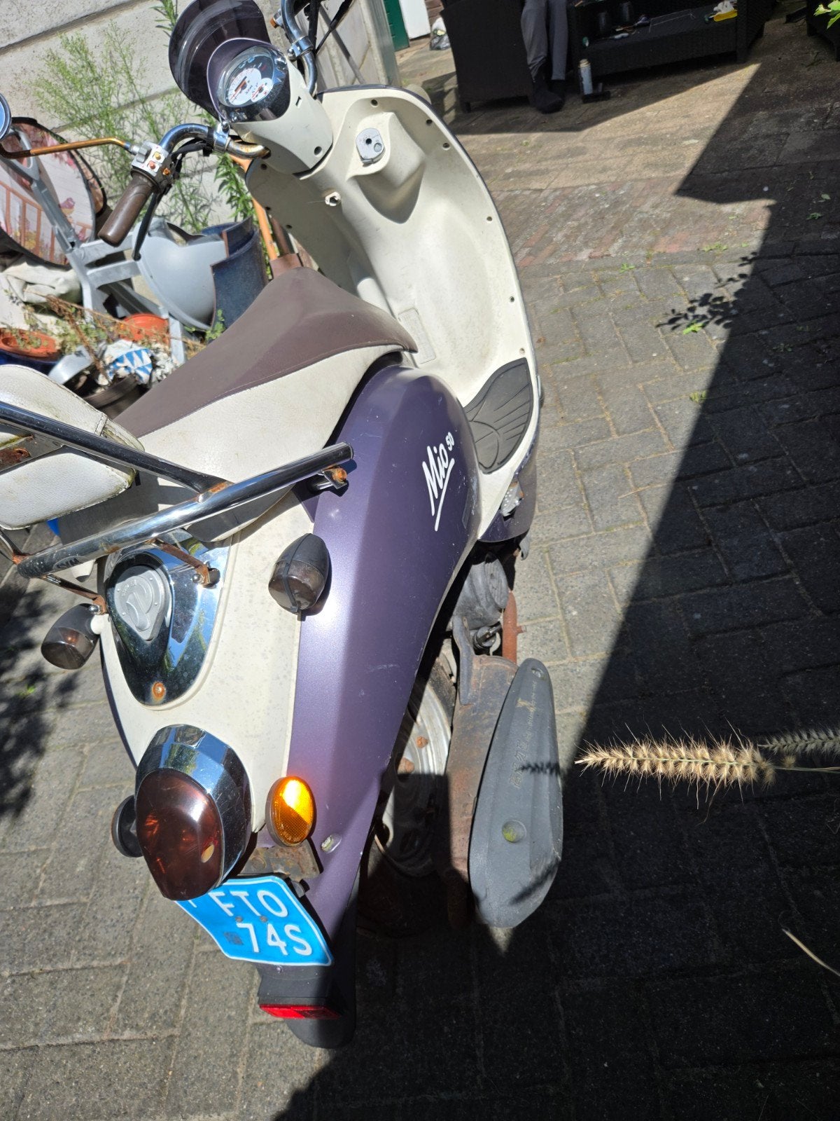 sym mio 50, Ophalen