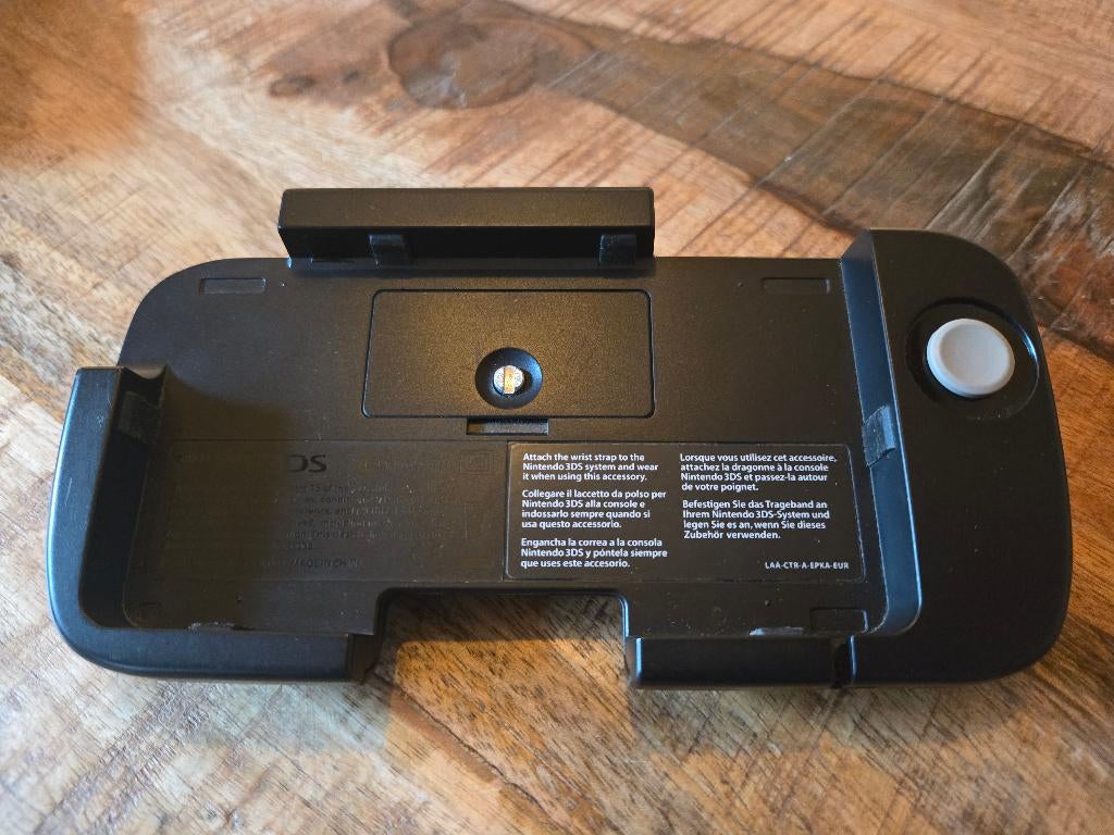 Nintendo Circle Pad Pro // 3DS, Ophalen of Verzenden, Zo goed als nieuw, 3DS, Overige typen