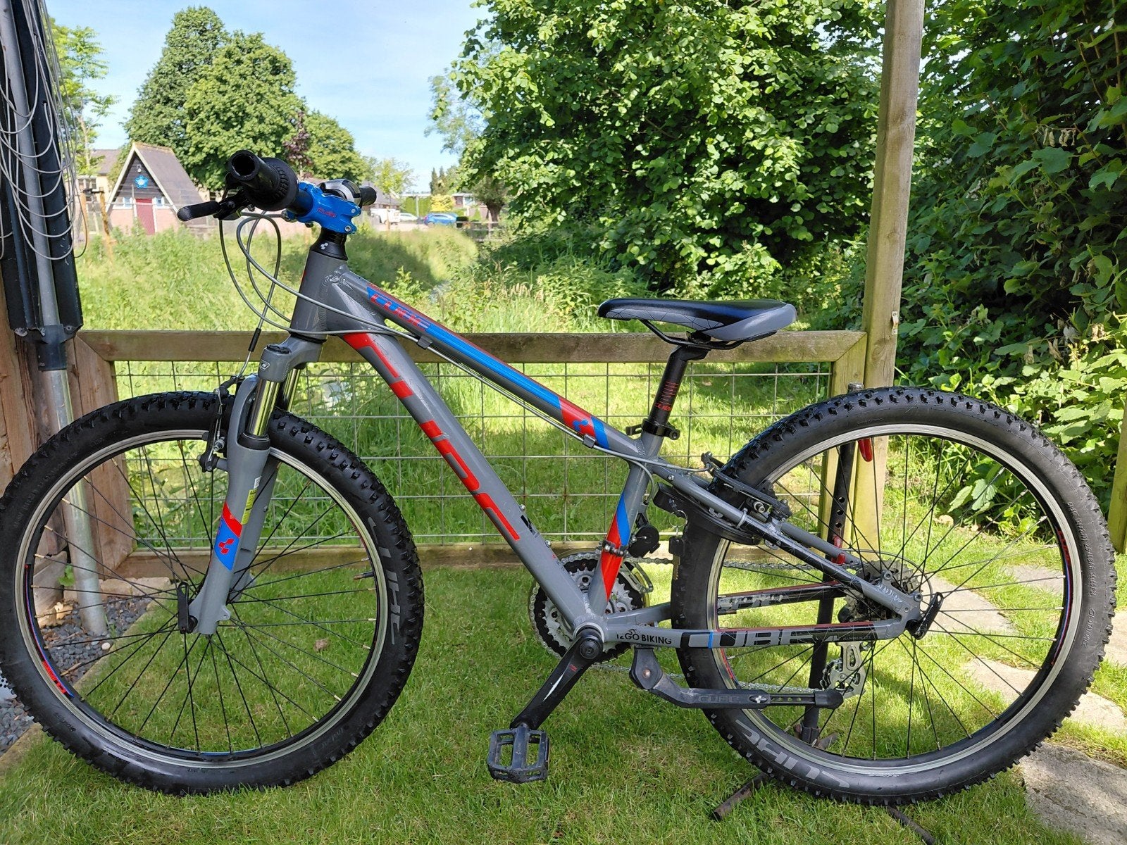 GAVE KINDERFIETS/MOUNTAINBIKE CUBE 240 FRAMEMAAT XXS, Ophalen, 20 inch of meer, Zo goed als nieuw, Cube