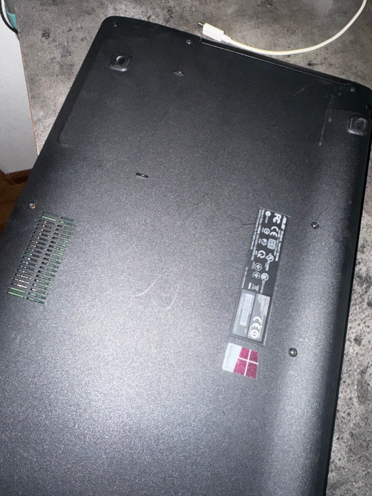 ASUS R512CA-SX134H, Ophalen, Gebruikt