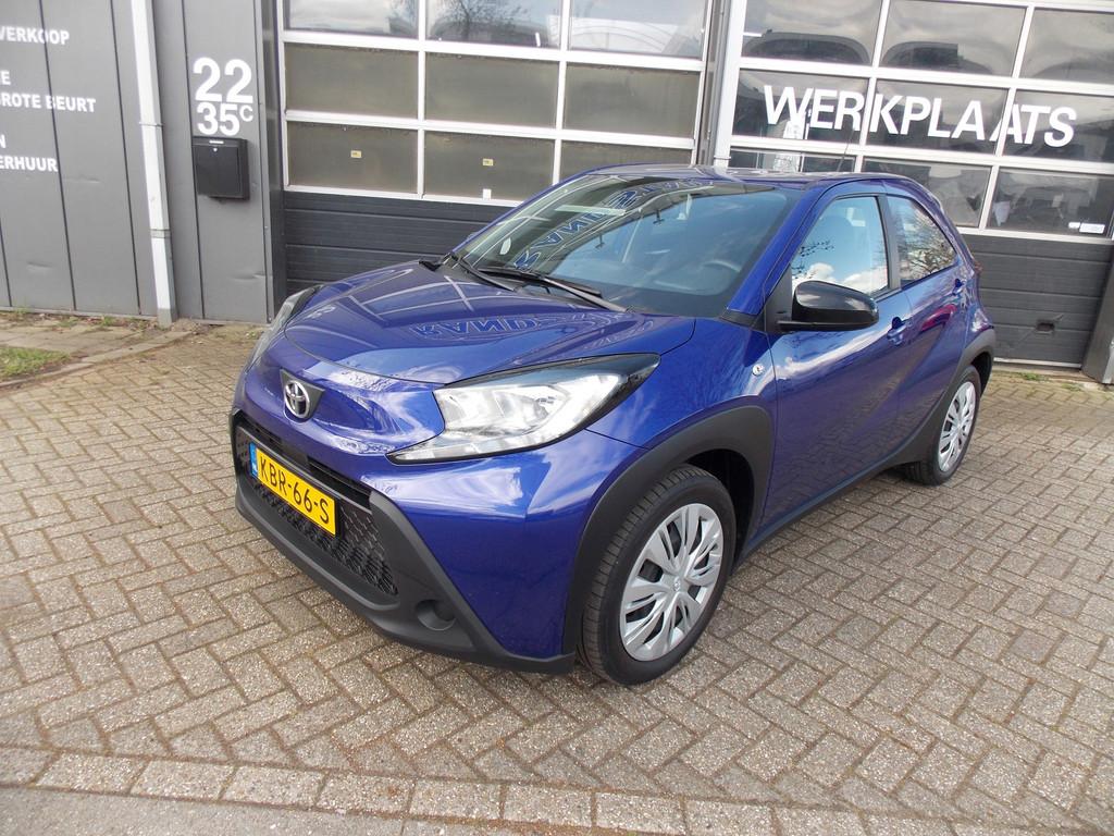 Toyota Aygo X 1.0 VVT-i S-CVT Play Automaat Airco Elek Pakke, Auto's, Toyota, Gebruikt, Euro 6, 3 cilinders, 998 cc