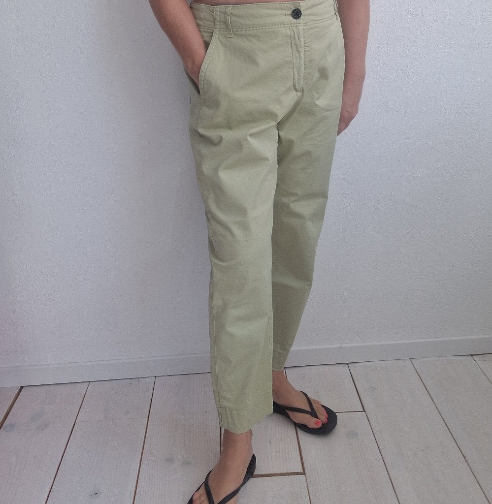 Marc Cain Sports pantalon. N6. Lichtgroen, Kleding | Dames, Nijmegen, Ophalen of Verzenden, Zo goed als nieuw, Info@verhip-vintage.nl