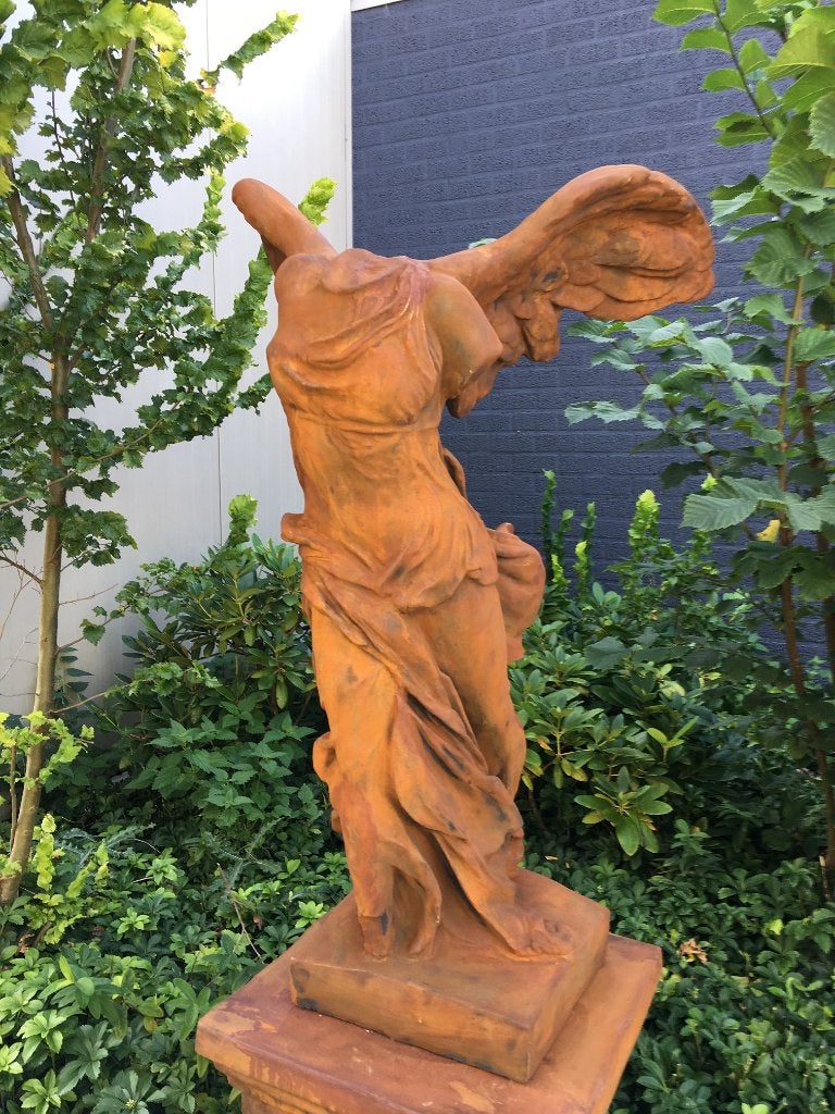 Prachtig massief Engel Nikè beeld oxide, uniek!!, Tuin en Terras, Tuinbeelden, Steen, Engelenbeeld, ., Nieuw