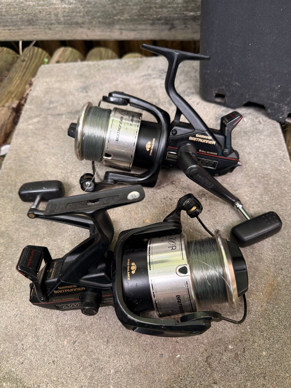 2x Shimano Baitrunner 6500 vismolens, Ophalen of Verzenden, Gebruikt, Molen