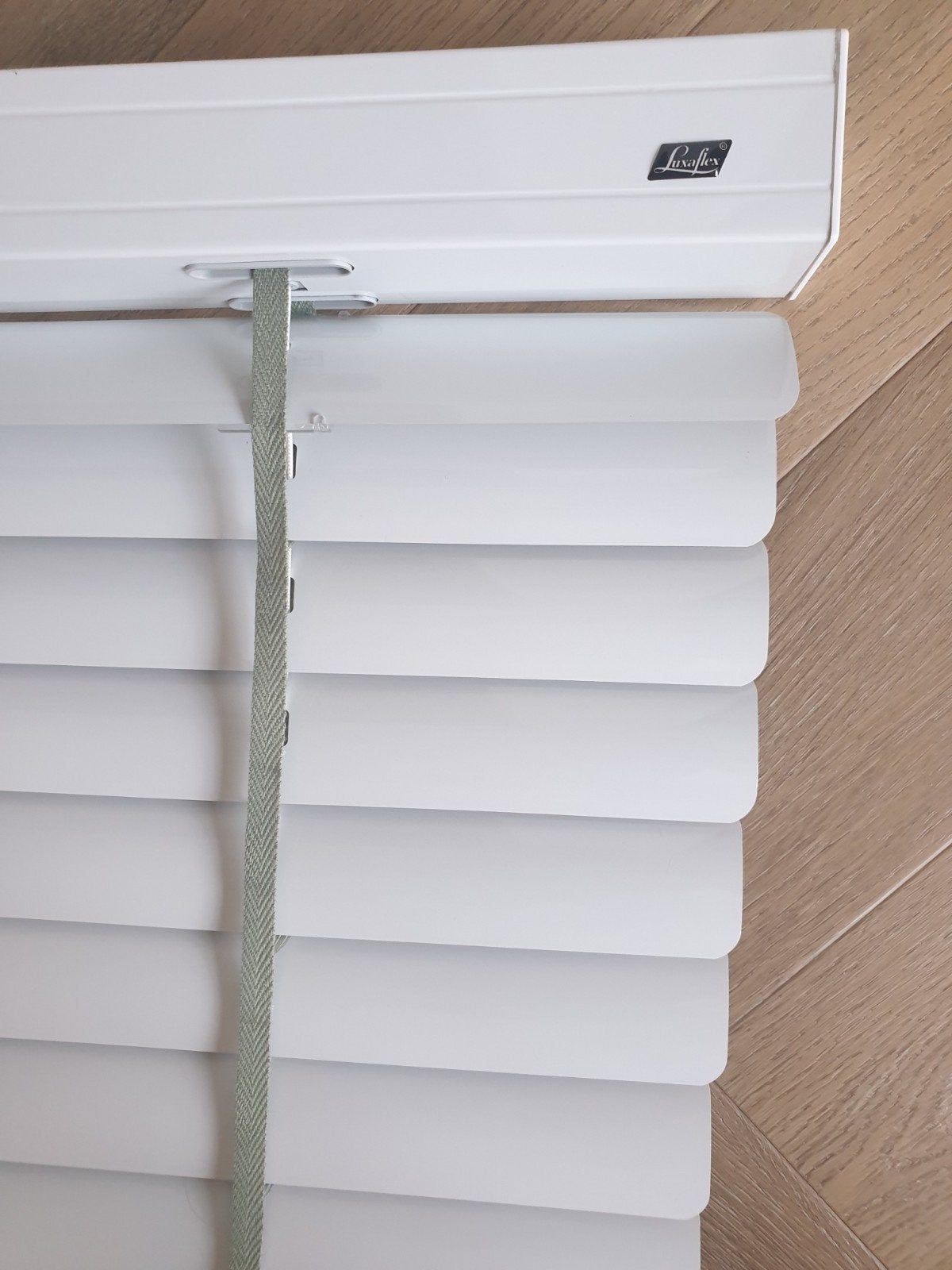 Luxaflex jaloezie 1.18m breed, Nieuw, Wit, Nieuw, Ophalen of Verzenden, 113 cm