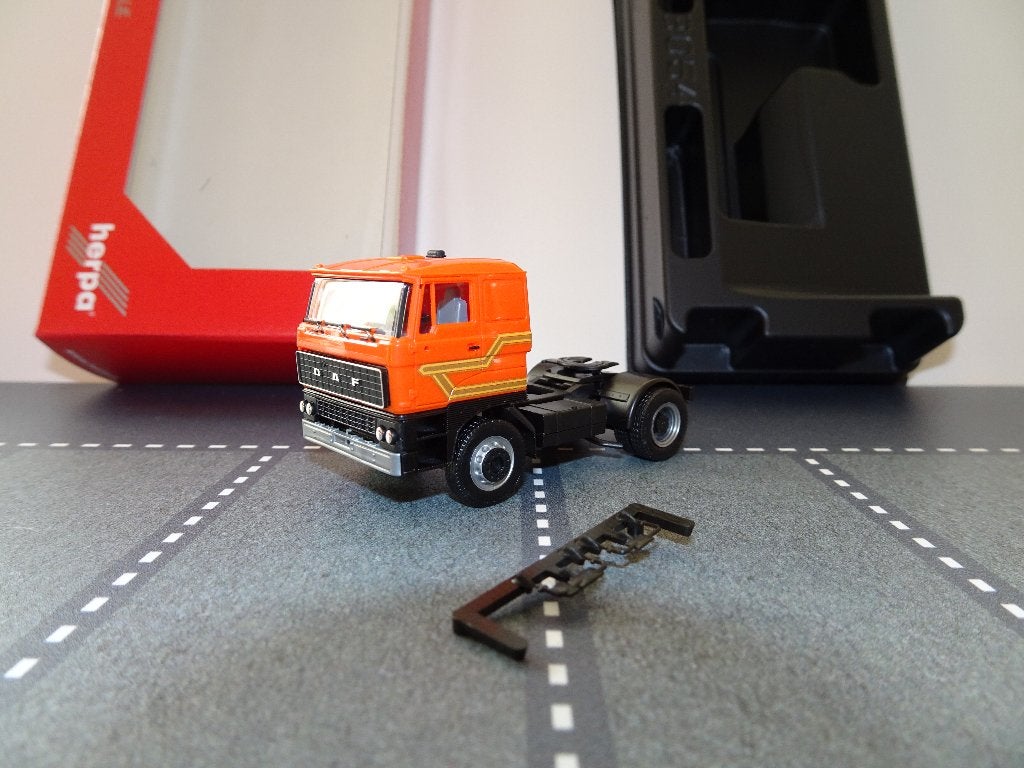 78 herpa 321198 daf 2800 2-as trekker demo oranje 1:87 truck, Ophalen of Verzenden, Nieuw, Bus of Vrachtwagen, Herpa