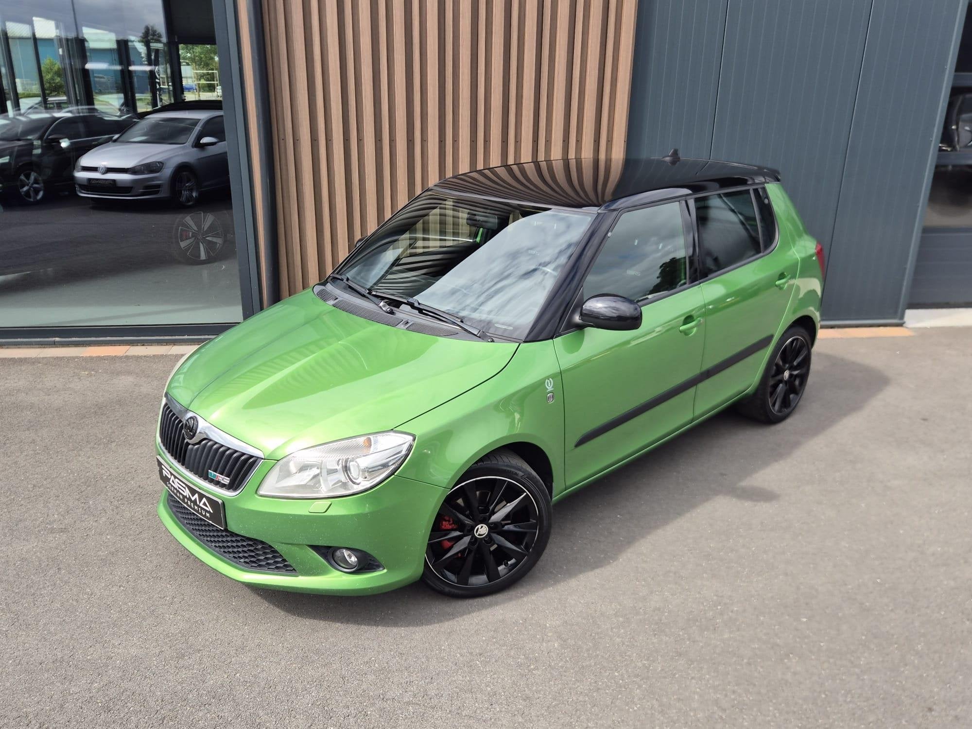 Skoda Fabia 1.4 TSI RS Automaat | Xenon | Cruise | Clima | S, Auto's, Skoda, Euro 5, Stof, Gebruikt, 4 cilinders