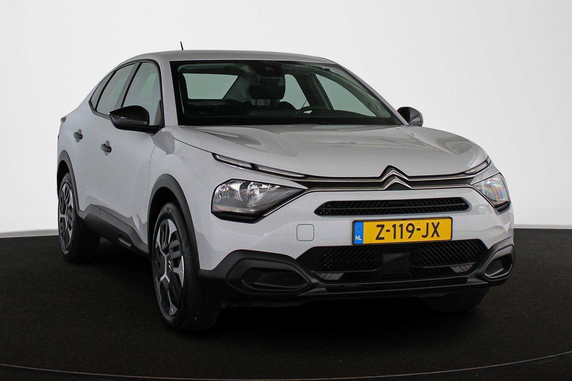Citroen C4 X 1.2 Puretech 100 You Apple CarPlay Climate Cont, Auto's, Voorwielaandrijving, Gebruikt, Euro 6, Wit