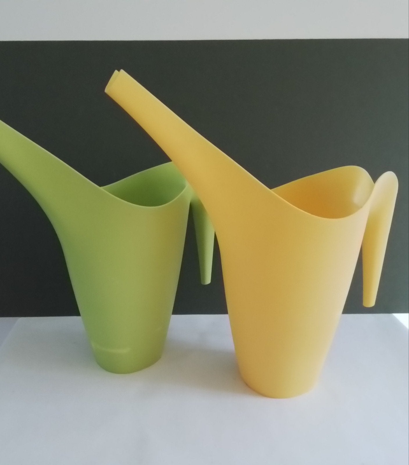 2 design gieters van IKEA, ontwerp Monika Mulder,, Ophalen of Verzenden