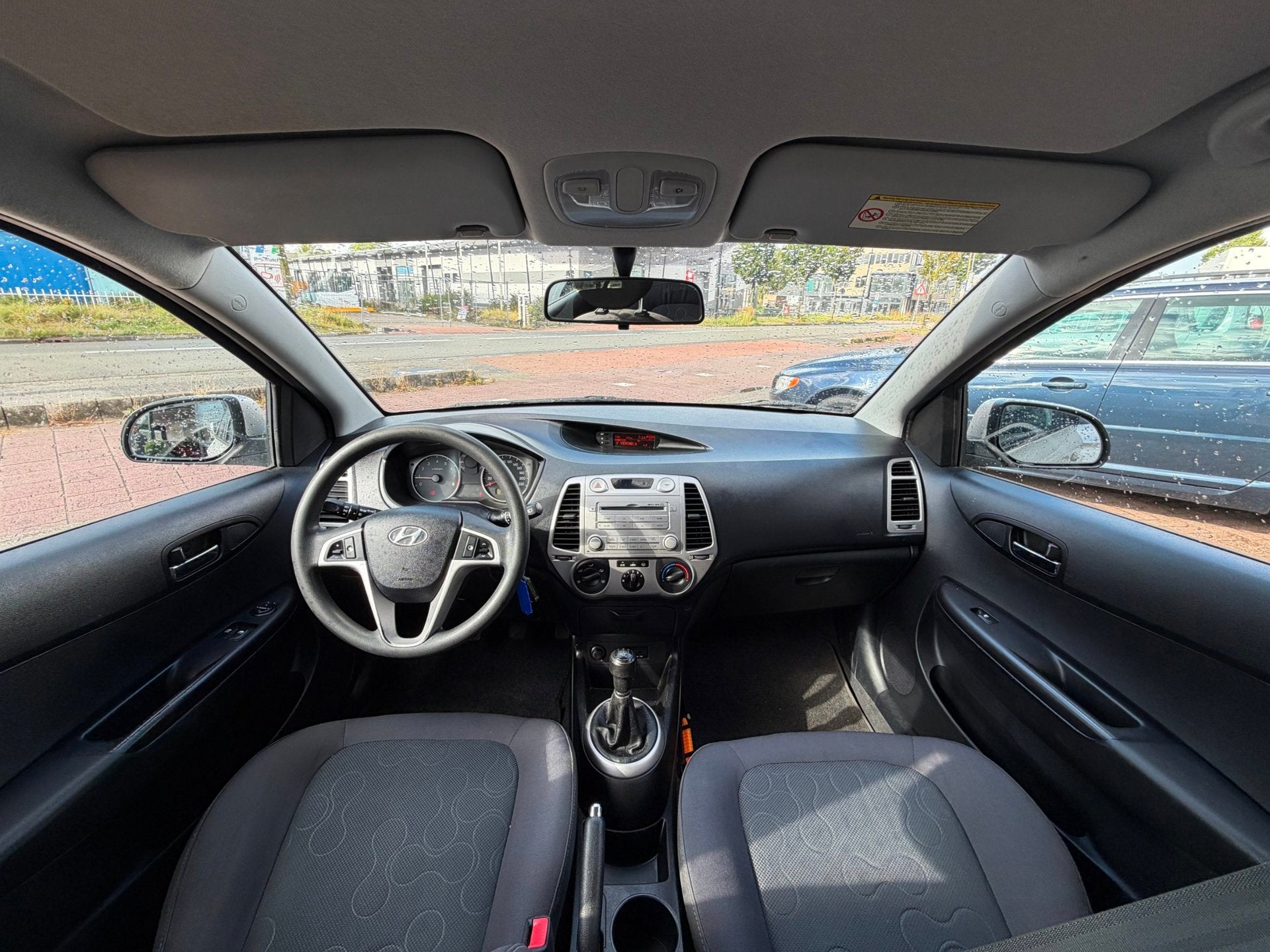 Hyundai I20 1.2i DynamicVersion Airco|Elektr Pak|Nieuwe APK, Auto's, Gebruikt, 31 €/maand, 4 cilinders, Origineel Nederlands