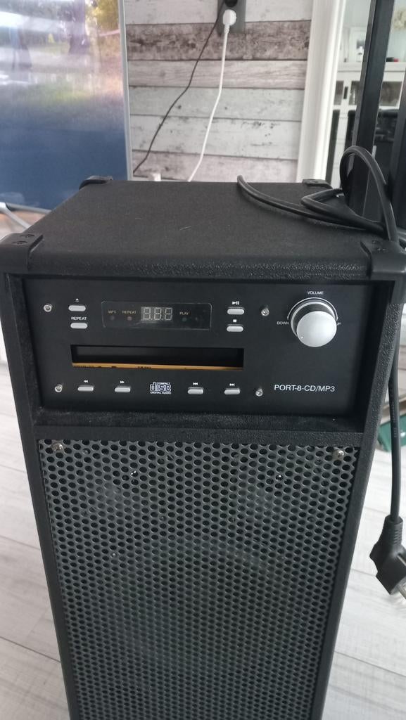 Skytec Karaoke Set met Microfoons en Standaard - Compleet!, Audio, Tv en Foto, Karaoke-apparatuur, Zo goed als nieuw, Complete set