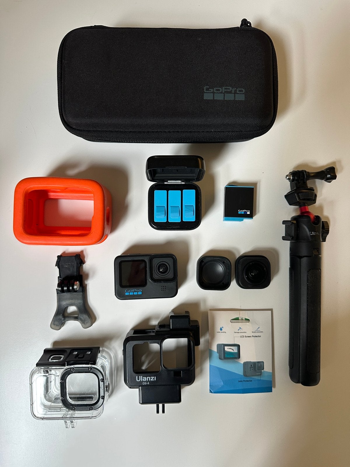 GoPro HERO10 Black + Max Lens Mod + 4 Batteries +Accessories, Ophalen, Zo goed als nieuw, GoPro
