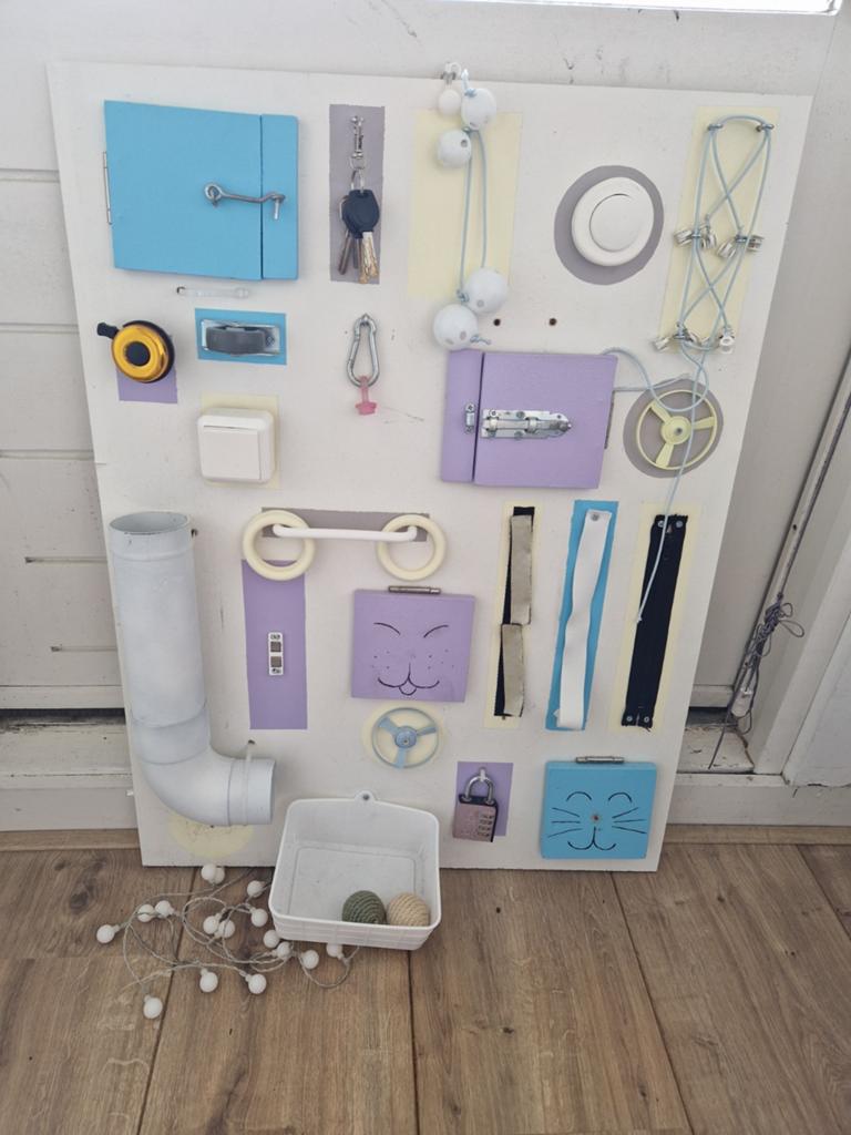 Zelfgemaakte houten activity board, Ophalen, Gebruikt, Overige typen