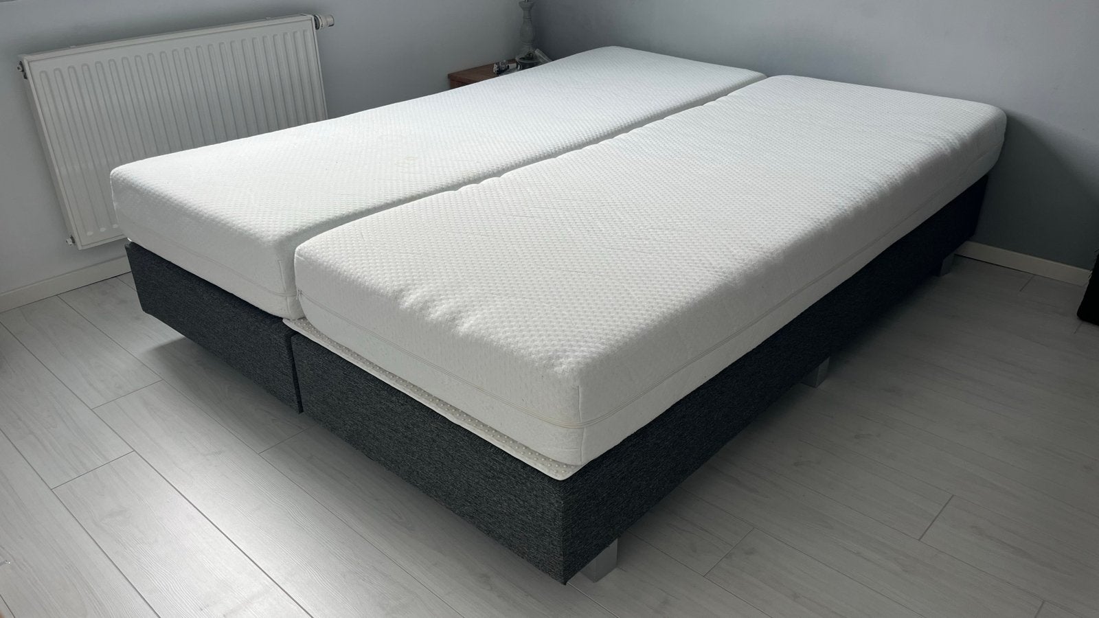 Comfortabele boxsprings met traagschuim matrassen, Ophalen, Gebruikt, 210 cm, Tweepersoons