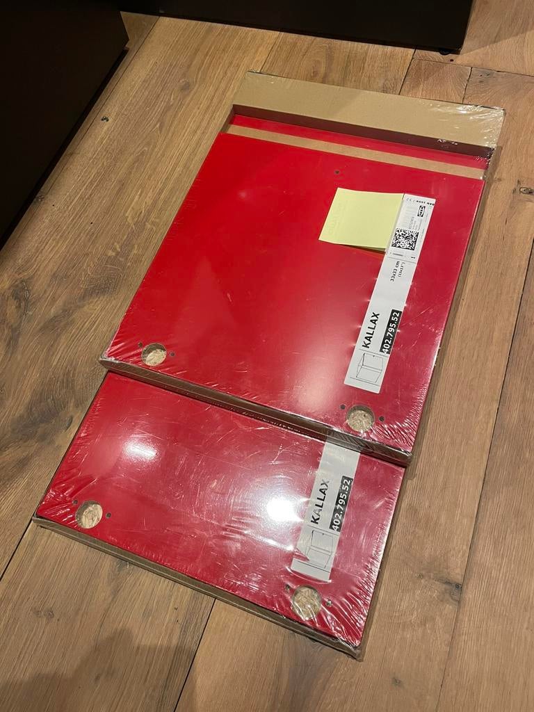 Ikea Kallax inzet met deur in rood <NIEUW>, Minder dan 50 cm, Nieuw, Ophalen of Verzenden, Minder dan 25 cm