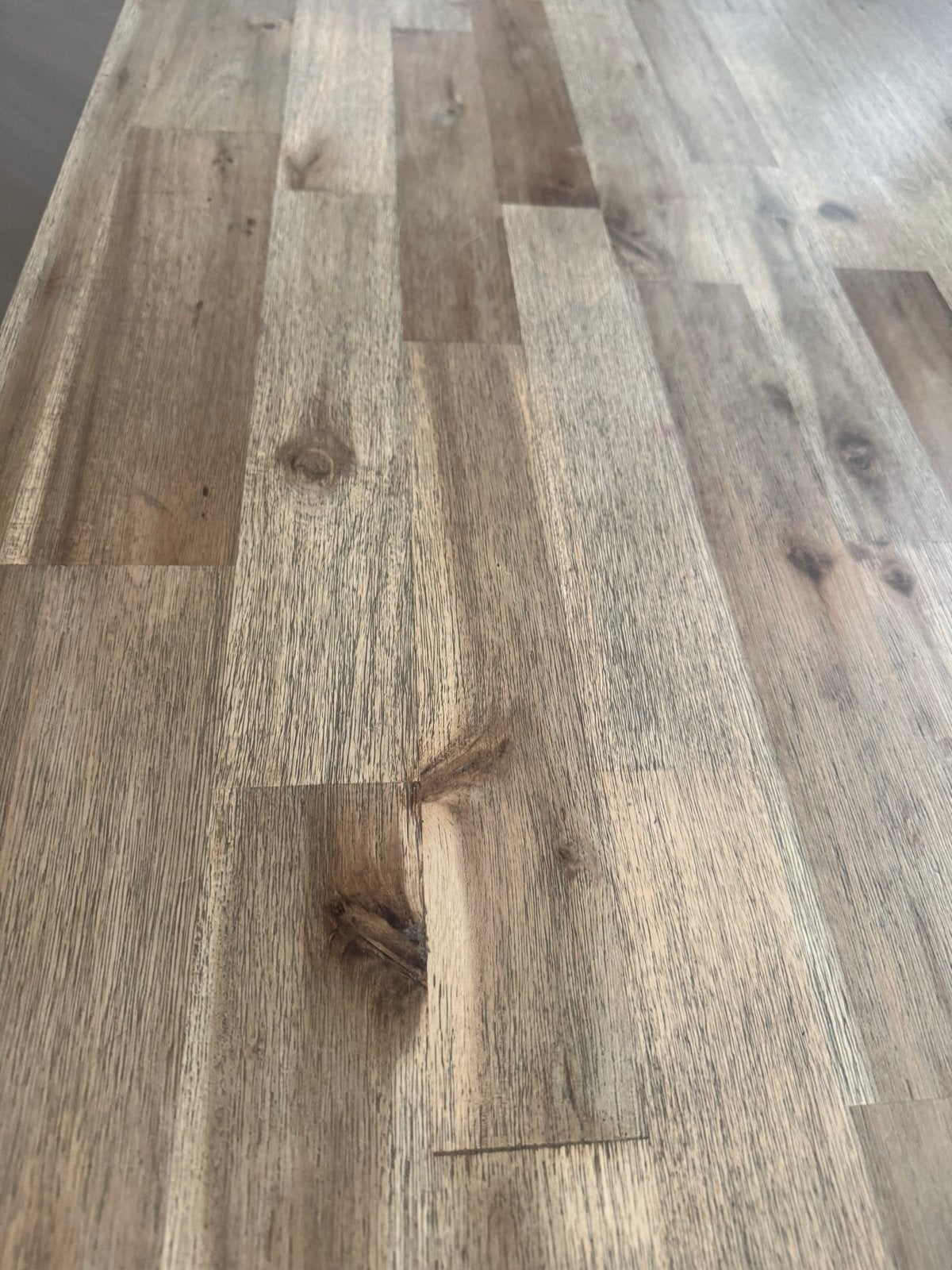 Robuuste houten salontafel - massief acaciahout, Huis en Inrichting, Tafels | Salontafels, Ophalen, Gebruikt, 100 tot 150 cm, 50 tot 100 cm